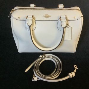 Coach Crossbody Bannet Purse White Pebble Leather